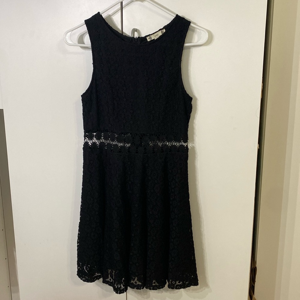 Floral lace black dress, lined